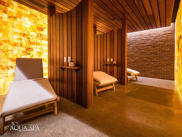 A photo of the himalayan salt room at Aqua Spa