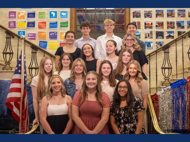 Mexico National Honor Society Inducts 16 New Members to Ranks