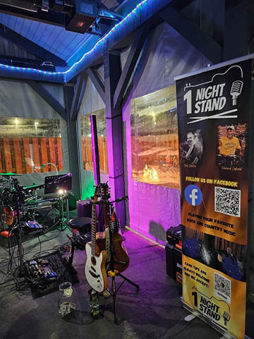 lakeview lanes live music 2025