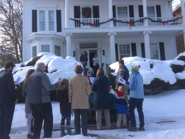 Neighborhood Holiday Caroling by Church of the Resurrection