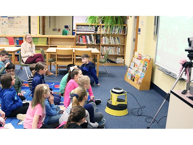 Minetto Elementary School Students Read, Learn Around The Planet