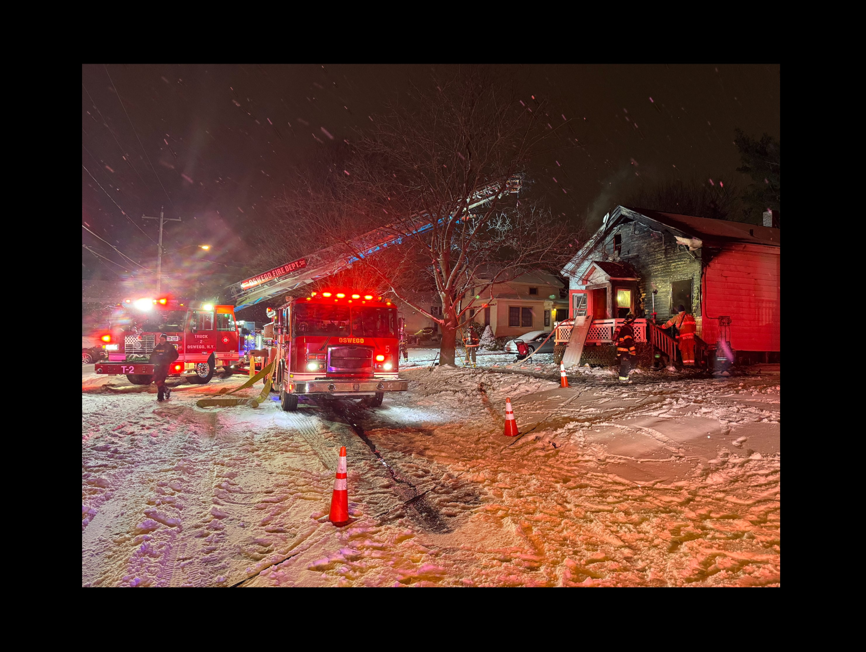4 Residents Displaced in City of Oswego Fire