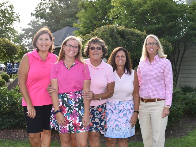 Wednesday’s Ladies League Donates to Breast Cancer Care