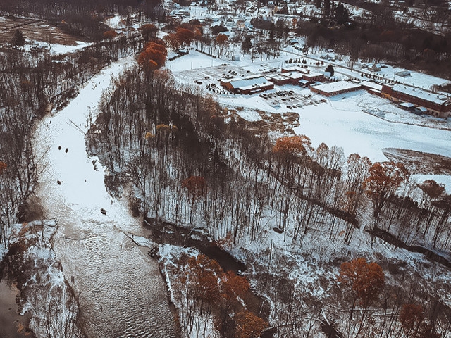 Tailwater Lodge $200 Gift Card Holiday Raffle