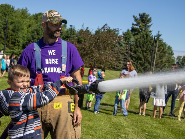 Fairley Elementary Students Receive Lesson in Fire Safety