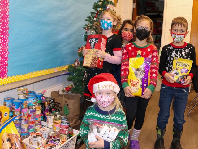 Phoenix First-Graders Donate to Oswego County SPCA