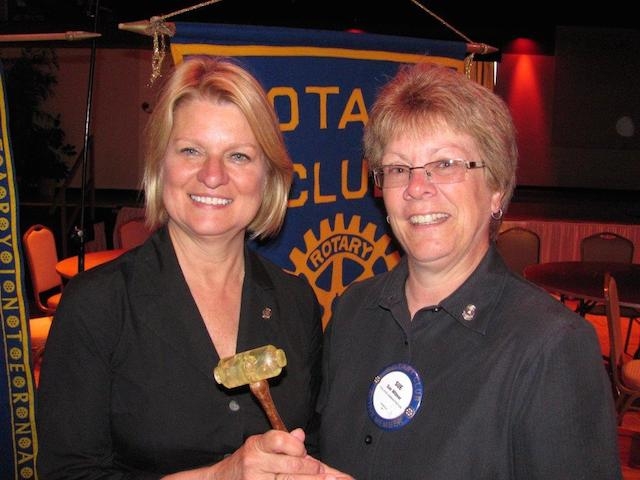 Rotary Club Welcomes New President 