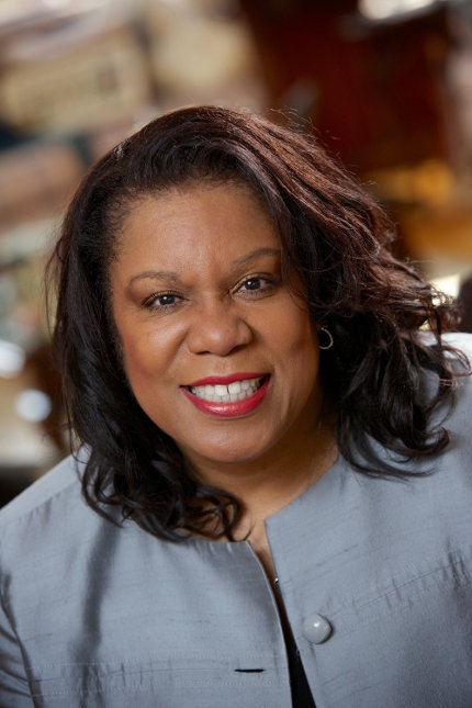 TV personality Jackie Robinson to emcee Forty Under 40 in Oswego
