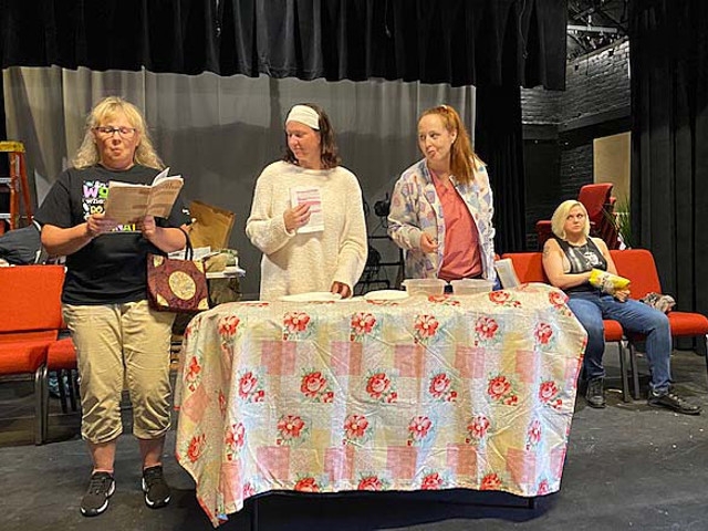 Rehearsal, Rehearsal, Rehearsal for Oswego Players’ “Dearly Departed”