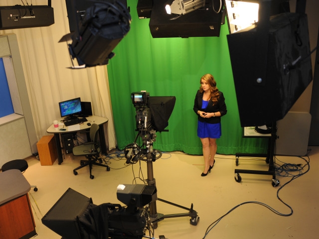 SUNY Oswego May Graduates Preparing For Next Stage