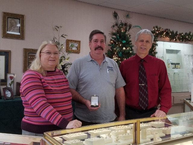 Randy Lippert Wins Pendant in Maritime Museum Fundraiser