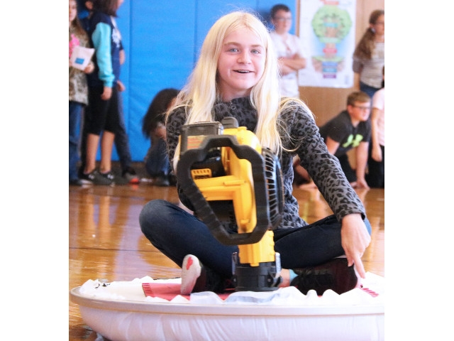 Collaboration Among OCSD 6th Graders is Key for Hovercraft Lesson