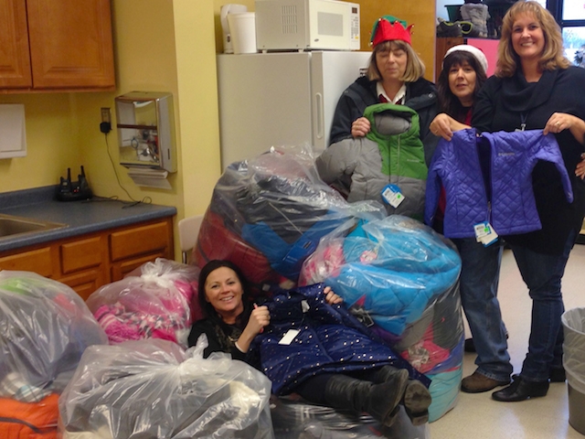 Fitzhugh Park School Receives Coat Donations from Exelon