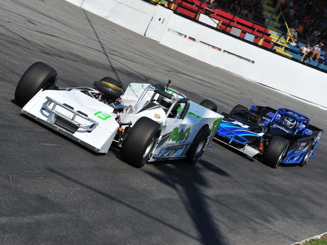 Small Block Supermodified Classic on MAVTV Oct 27th