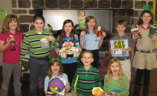 Students Add Themed Baskets to 7th Annual OC Christian School Auction April 5