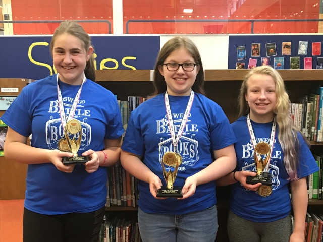 Oswego Middle School Crowns 2018 Battle of the Books Winners