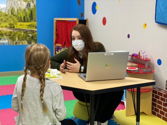 Boeheim Foundation Supports Oswego Health School-Based Therapy Program Through $10k Grant