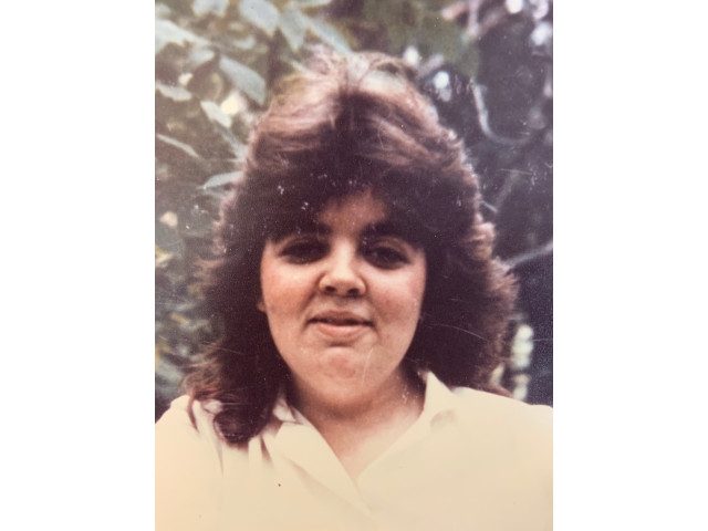 Joan Louise Waterman – April 14, 2022