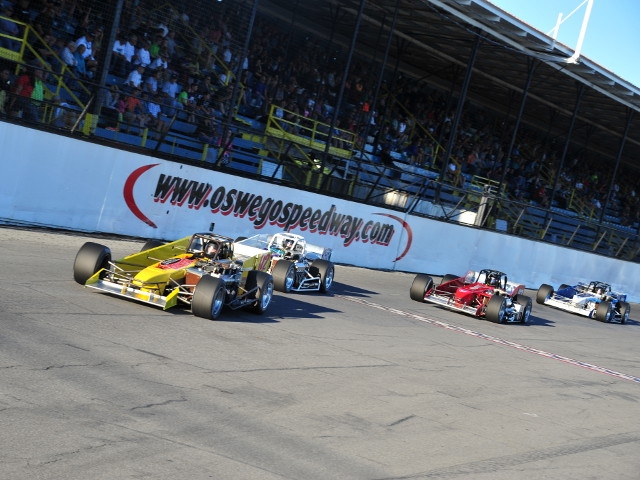 ‘Super Spectacle’ Celebrates Supermodified Racing on Saturday Night