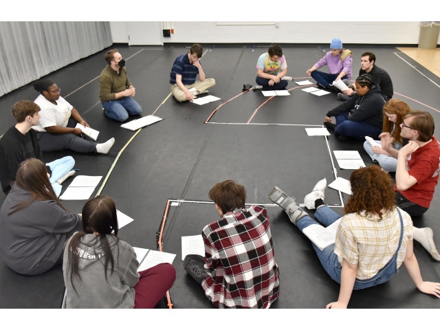'Romeo and Juliet' to Open April 19th in 'Quick, Action-Packed' Production
