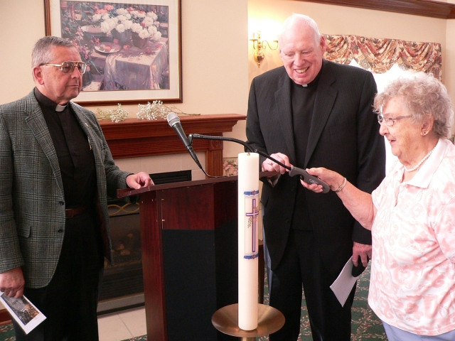 Family and Friends Gather at Bishop’s Commons for Memorial Service