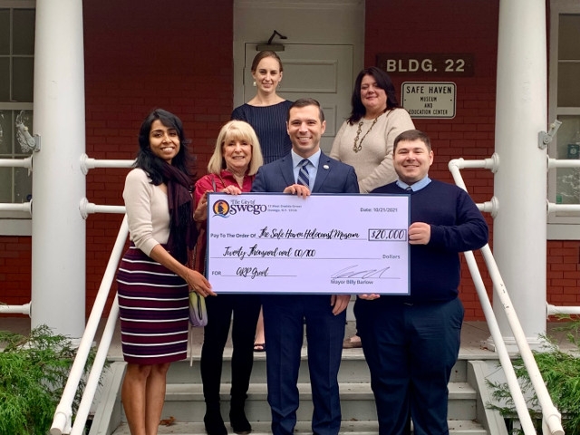Mayor Barlow Announces $20,000 Grant to Safe Haven Holocaust Refugee Shelter Museum