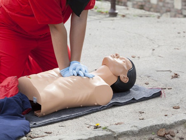 Oswego Fire Department Offers 2017 EMT Classes