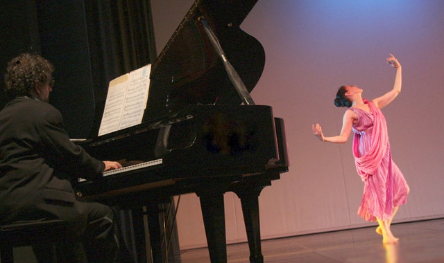 Performance to Display Impact of Baroque Music on Dance