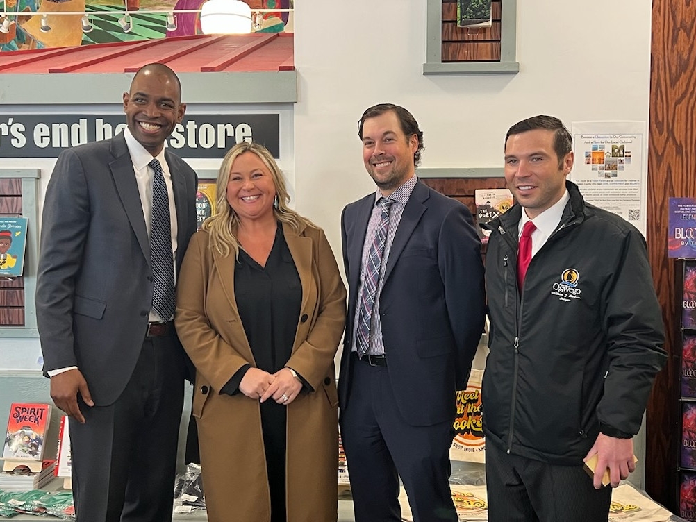 Lt. Governor Delgado Visits Oswego During National Small Business Week