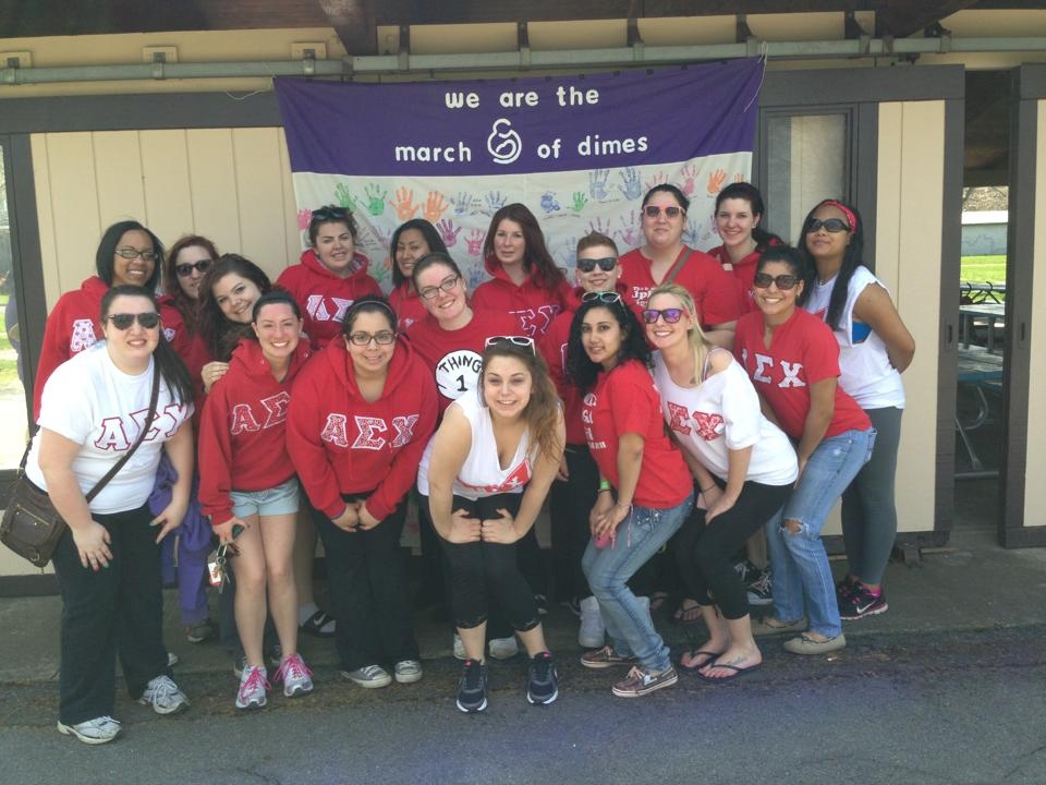 Local Greek life helps out community 