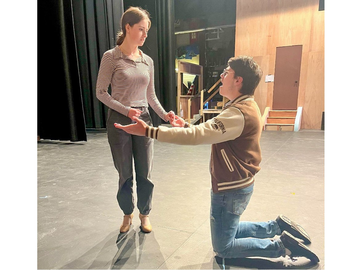 Oswego High School Music Department to Stage Guys &amp; Dolls